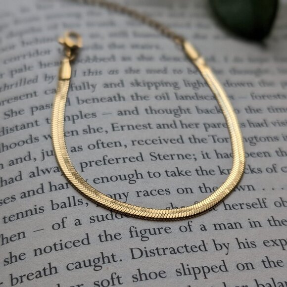 Waterproof Gold Jewelry Tarnish Free Meivim Herringbone Flat Chain Bracelet - Picture 3 of 6